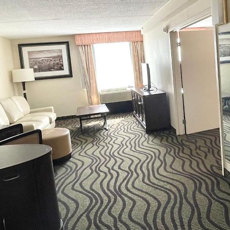 Fairbridge Hotel Cleveland East Wickliffe Eksteriør bilde