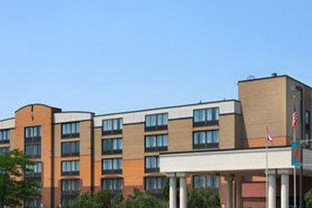 Fairbridge Hotel Cleveland East Wickliffe Eksteriør bilde