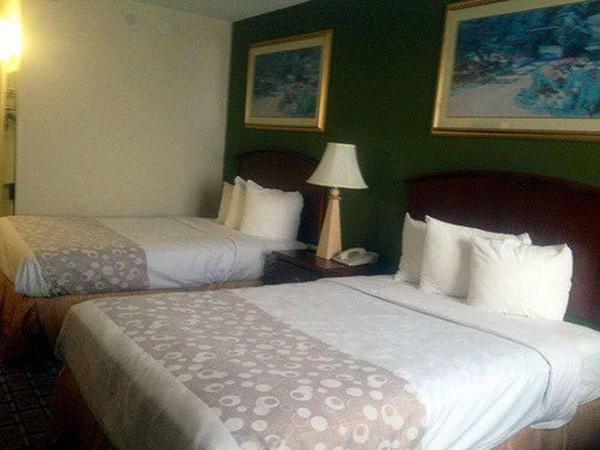 Fairbridge Hotel Cleveland East Wickliffe Eksteriør bilde